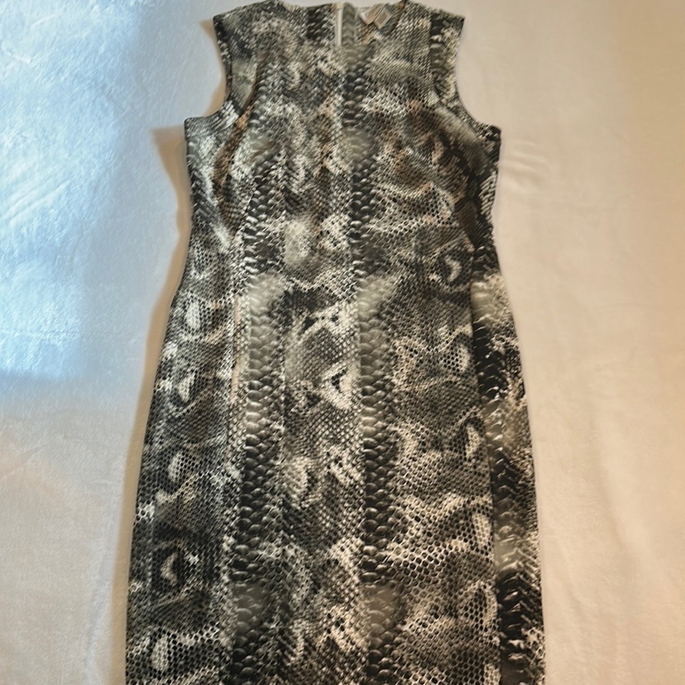EUC Carmen Carmen Marc Valvo Dress